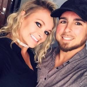 Meet your Posher, Josh